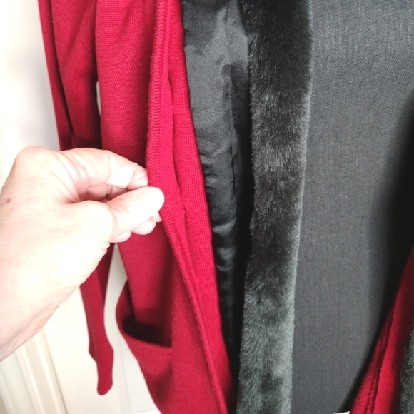 Dialogue Size XS Merino Wool Open Cardigan Removable Faux Fur - Picture 9 of 12